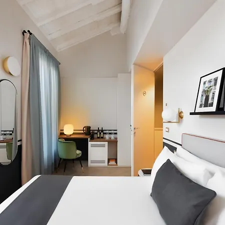 Velvet Grey Boutique Hotel 3*
